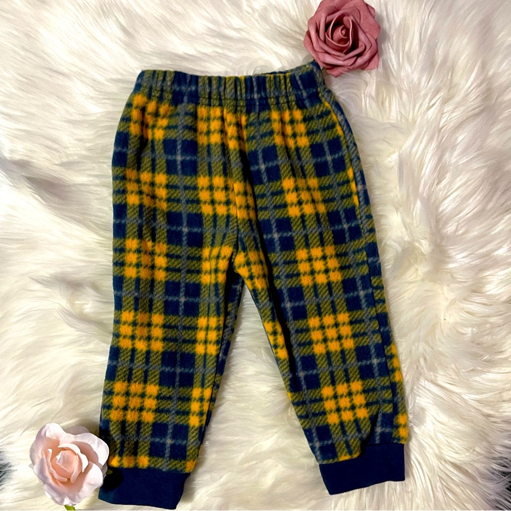 ✨Cutie Pie 6-9 Months Fuzzy Checkered Pants✨